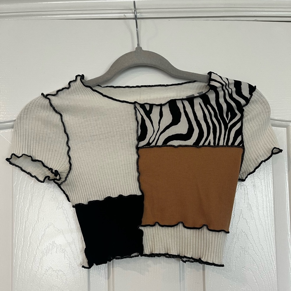 Color block crop top